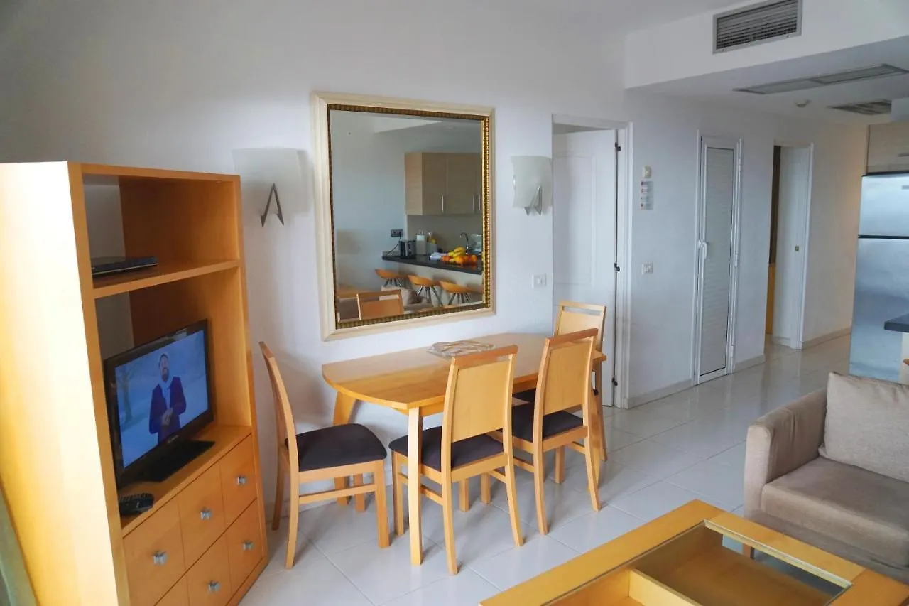 2-Bedroom 4-Star Apartment In Los Christianos Лос Кристианос 0*,  Испания