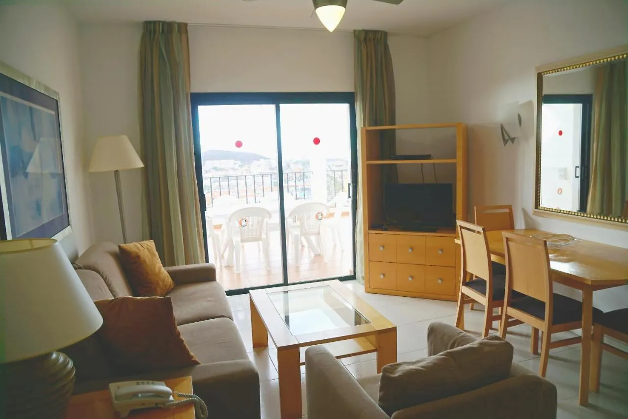 2-Bedroom 4-Star Apartment In Los Christianos Лос Кристианос