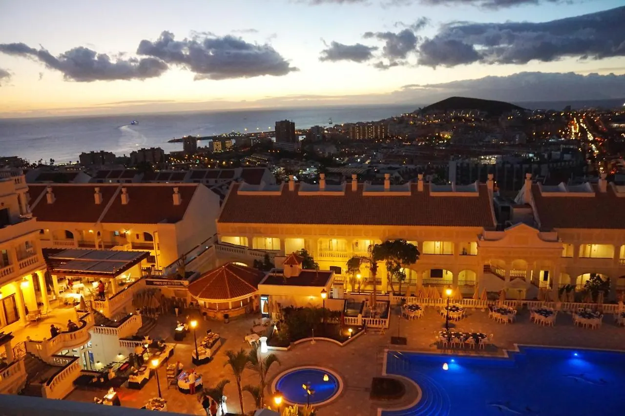 2-Bedroom 4-Star Apartment In Los Christianos Лос Кристианос