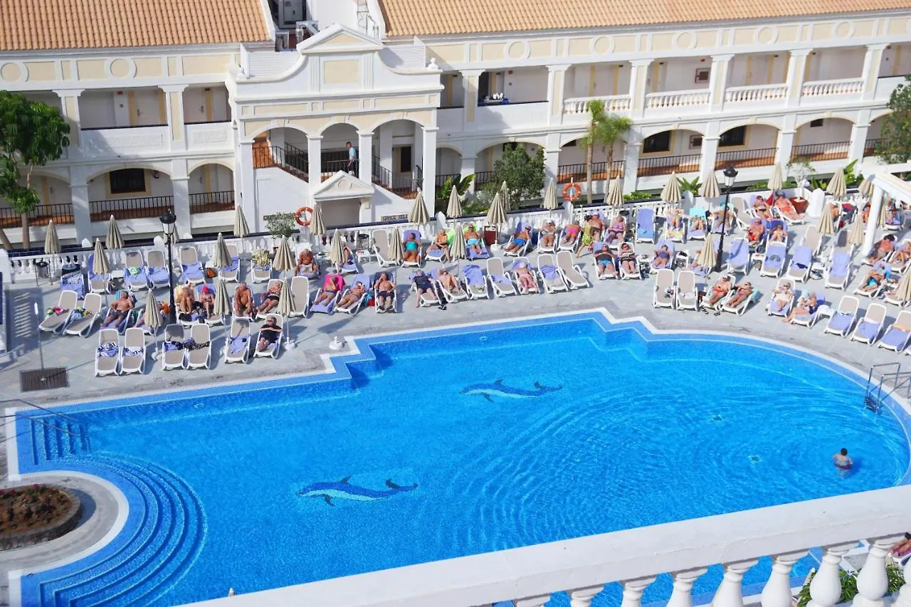 2-Bedroom 4-Star Apartment In Los Christianos Лос Кристианос