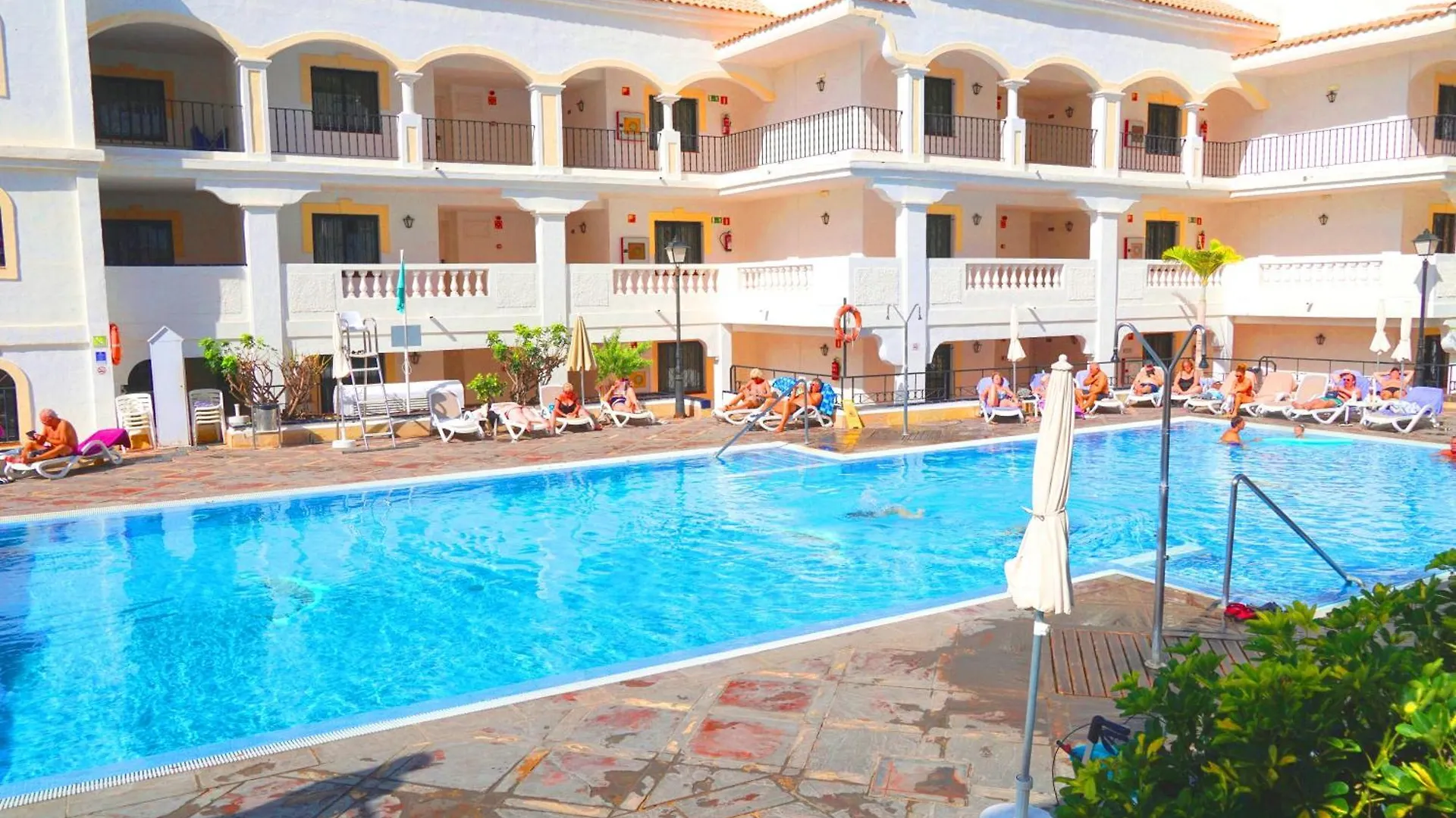2-Bedroom 4-Star Apartment In Los Christianos Лос Кристианос Испания